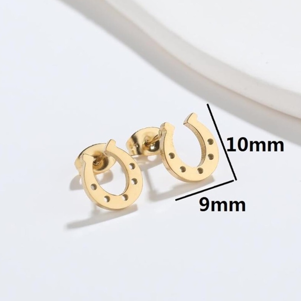NEW Dainty Horse Shoe stud Earrings Western Gold color - Boutique - Picture 4 of 5